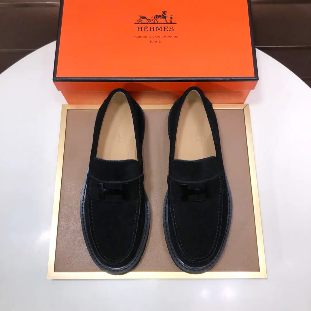 Plant 【【I'm in love with you, Max. HERMES】】（In the high-end cattle.) New paragraph🍀 HERMES——Top Version Classic recreational shoes.！Use imported original cow skins, Inside, inside, inside the comfort of the cow.！The original grind-resistant rubber bubble.！High quality.！Codes38-45（45Do it.)