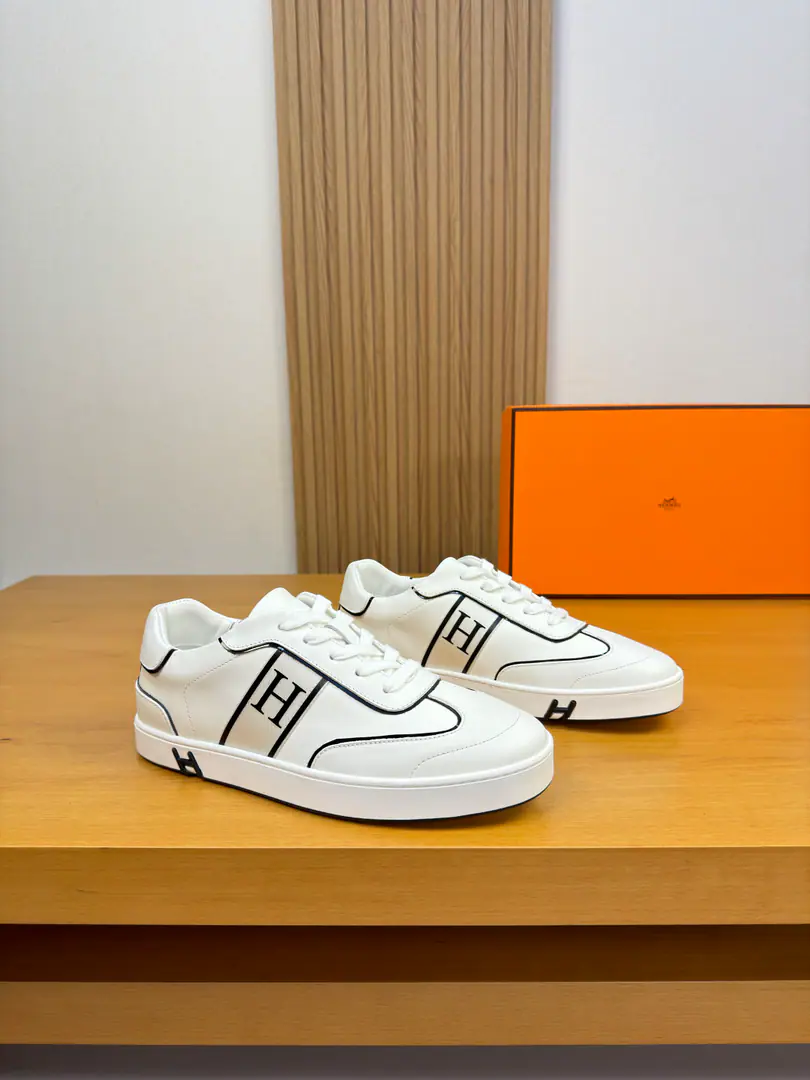 【 HERMES】I'm in love with you, Max. High-end quality Original List·Leisure sports shoes Shoe.: 🔝Napa Skin..Car-travage process, Shoes..The brand of the car.‘H’Totemweath, Shoe tongue..Air pressure brandlogo Uchi.: Water-tied cow skin. Otsumi!: Ultra Light OriginalTPR.Rubber·Double-coloured base Super-high-quality control.·- I'm doing a little work.: Highlight(High-end·- How expensive.·Slot) Size: 38-44（45, Make a reservation.)·H0116