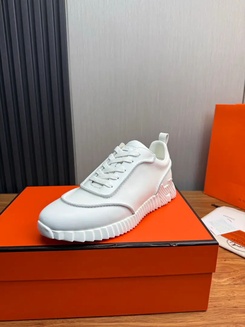 Plant HERME*—I'm in love with you, Max..The counter is selling the hot cash.🔥 Use imported cow skin on the shoe./Combining original webpapers, I'm a researcher.（Original calf skin.） Skins and feet. Shoes under the sole.: The original factory is a very light version., Physical shoot🎬 Codes: 38-44. （38.45- It's a deal.）