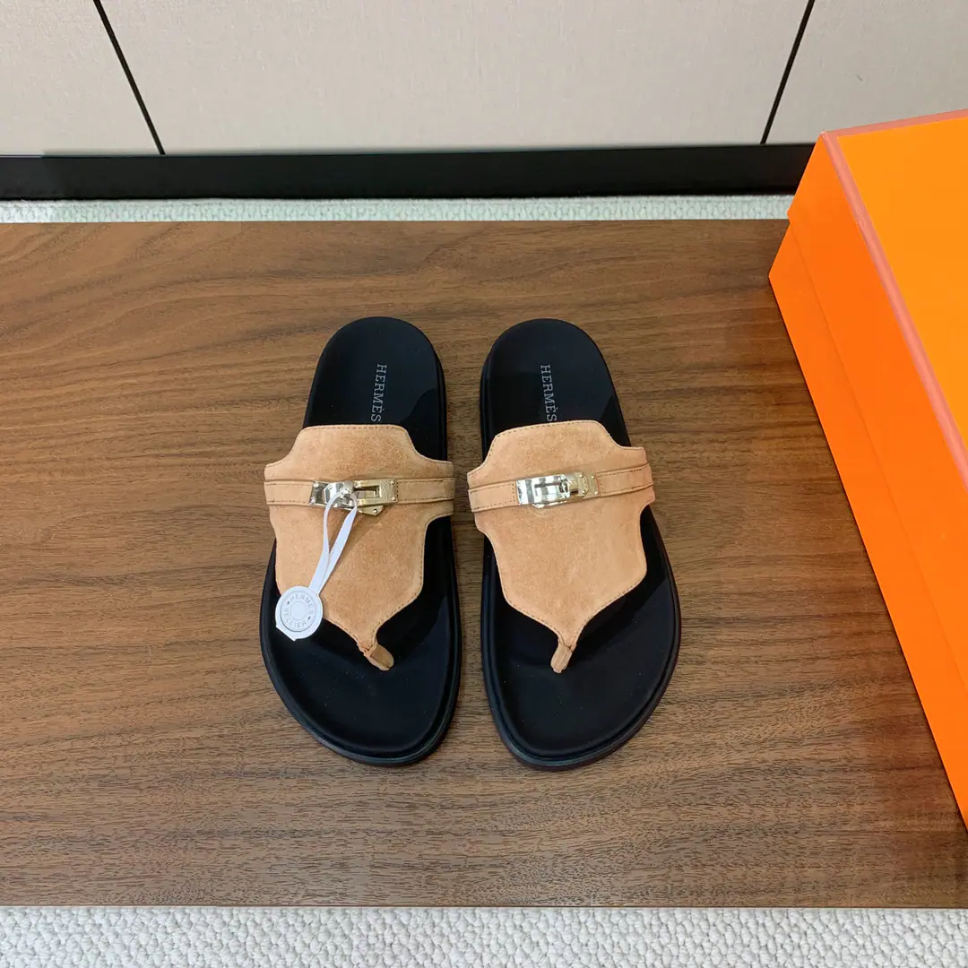 【Herm*s】Couples' Trails. The upper foot is so comfortable.！It's thick and cute.！Shoe-faced cow skin., Goki!. Shade it.TPUSlipboard Base（Part Colour Men Customise） Codes: Women35-41（40, 41Custom） Men40-46（45, 46Custom） Batch: （Men➕10）