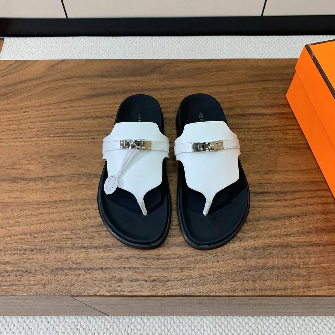 【Herm*s】Couples' Trails. The upper foot is so comfortable.！It's thick and cute.！Shoe-faced cow skin., Goki!. Shade it.TPUSlipboard Base. Codes: Women35-41（40, 41Custom） Men40-46（45, 46Custom） Batch: （Men➕10）