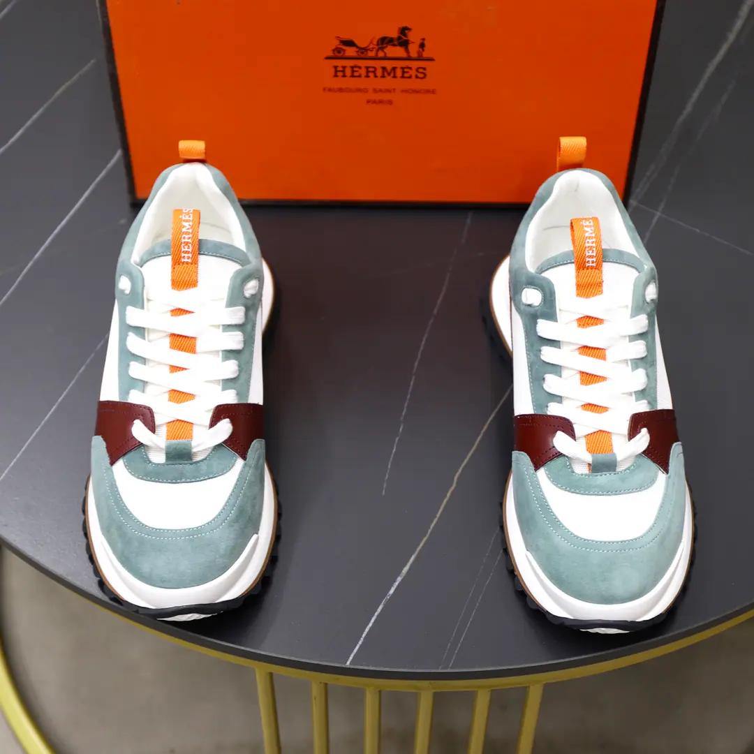 Get out of the factory. HERMES/I'm in love with you, Max. LeaderSports shoes！ Multi-colour slashing high-tech strategizing, Skins and skins and goats and shoes.. Light geometric soles, To create fashion cities.. Product details White and orange rubber soles. Black rubber soles., Orange rubber moored with shallow natural leather moored with white rubber shoes. Skins and feet. Nebula Bottom and inside Cotton straps, Rubber Bottom height of shoes:4cm Size: 39-40-41-42-43-44（38.45Make a reservation.）