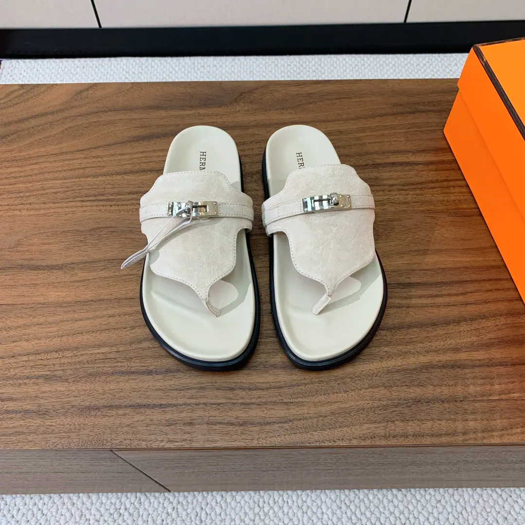 【Herm*s】Couples' Trails. The upper foot is so comfortable.！It's thick and cute.！Shoe-faced cow skin., Goki!. Shade it.TPUSlipboard Base（Part Colour Men Customise） Codes: Women35-41（40, 41Custom） Men40-46（45, 46Custom） Batch: （Men➕10）