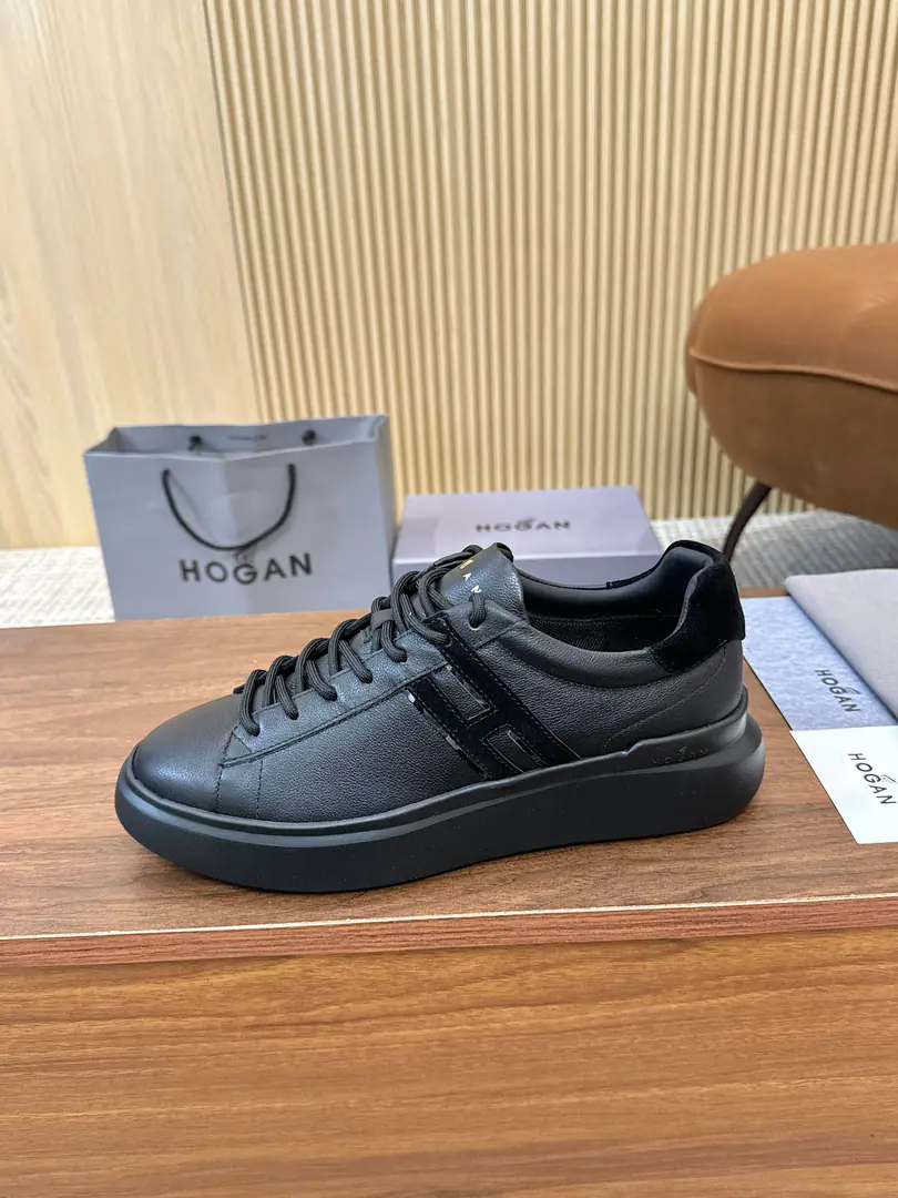 Hogan's new money is fresh., HoganMicrobills, leisure sneakers.HXM3710CRNC Same pair of shoes., Lines are loose The soles are light., The inner end of the memory bubble is light and comfortable., Headstart.. 35-44Code, 45- It's a deal.. The transmission will blow.……