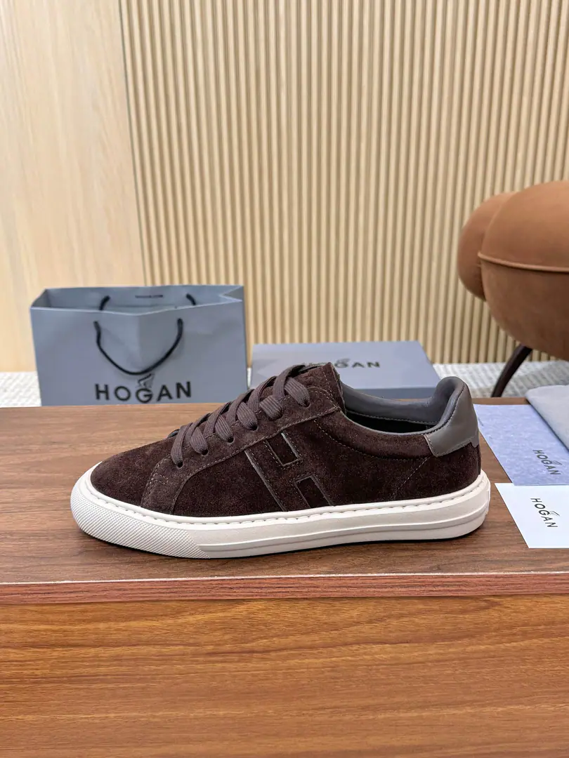 Plant Hogan's new money.HOGAN H Sports and leisure shoes, From90The ice skating movement. Girrit.. The City of the City., I'll put my body on the table., Smart Line, ♪ And so proud ♪ Like, ♪ And the modern city of cooledi. A piece of design package.HLetter, It's a special projection.H, I'm wearing a light shirt., Sports classic leisure shoes. Fabulous., Fly-feather., Bullskins., The soles are so light, they're soaking., The sticker's on the shoe.. Comfortable memory bubbles., Easy to pick., Add a personality to the recreational costumes. 39-44Code（38/45/46You're gonna have to do it or not.）The transmission will blow.………