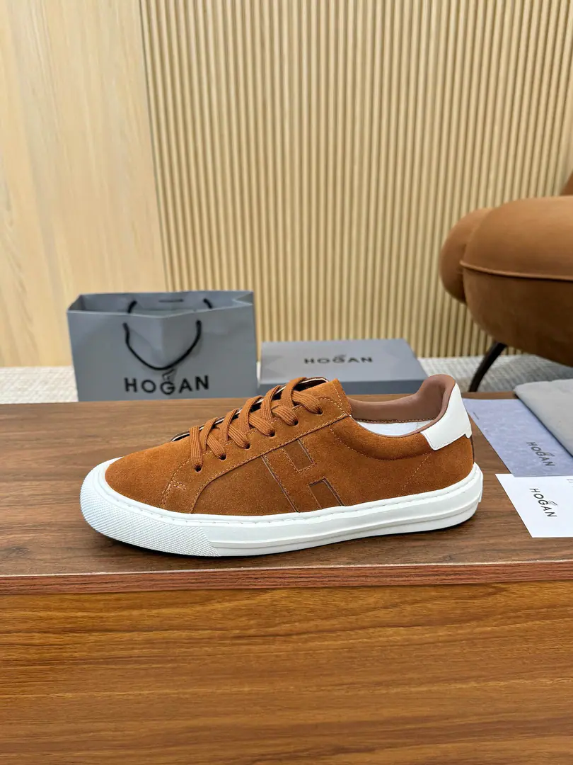 Hogan's new money.HOGAN H Sports and leisure shoes, From90The ice skating movement. Girrit.. The City of the City., I'll put my body on the table., Smart Line, ♪ And so proud ♪ Like, ♪ And the modern city of cooledi. A piece of design package.HLetter, It's a special projection.H, I'm wearing a light shirt., Sports classic leisure shoes. Fabulous., Fly-feather., Bullskins., The soles are so light, they're soaking., The sticker's on the shoe.. Comfortable memory bubbles., Easy to pick., Add a personality to the recreational costumes. 39-44Code（38/45/46You're gonna have to do it or not.）The transmission will blow.………