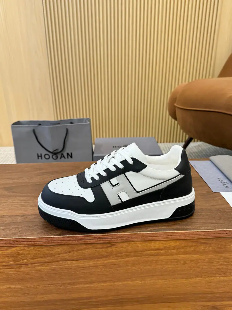 Plant Hogan's new money., HoganNew paragraph, ChamallowSeries Couple money. Thick Leisure Sports shoes Original purchase development for sale ParagraphHogan ChamallowA series of sports and leisure shoes, with street winds andHoganFashion. Shoes are handsome. Integration of skateboard motion elements Fill design soft and comfortable Shoes.HMarker Side Design The atmosphere. Stereo, There are different skating marks on the light surface. Memory bubble bottom-side shock comfort. Softly wrapped feet. Send a cabinet for fine packaging Fabulous.: Original customized import of head-level cattle skin Uchi.: Customize the import into the air network. Otsumi!: The original is a very light-blowing material. Bottom: 3.5CM Size: Female35-40 / Men39-44(45Do it.)The transmission will blow.………