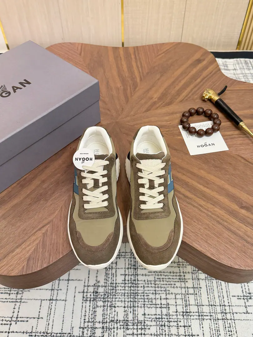 Get out of the factory. Hogan's new money is fresh., HoganMicrobills, leisure sneakers.HXM3710CRNC Same pair of shoes., Lines are loose The soles are light., The inner end of the memory bubble is light and comfortable., Headstart.. 35-44Code, 45- It's a deal.. The transmission will blow.……