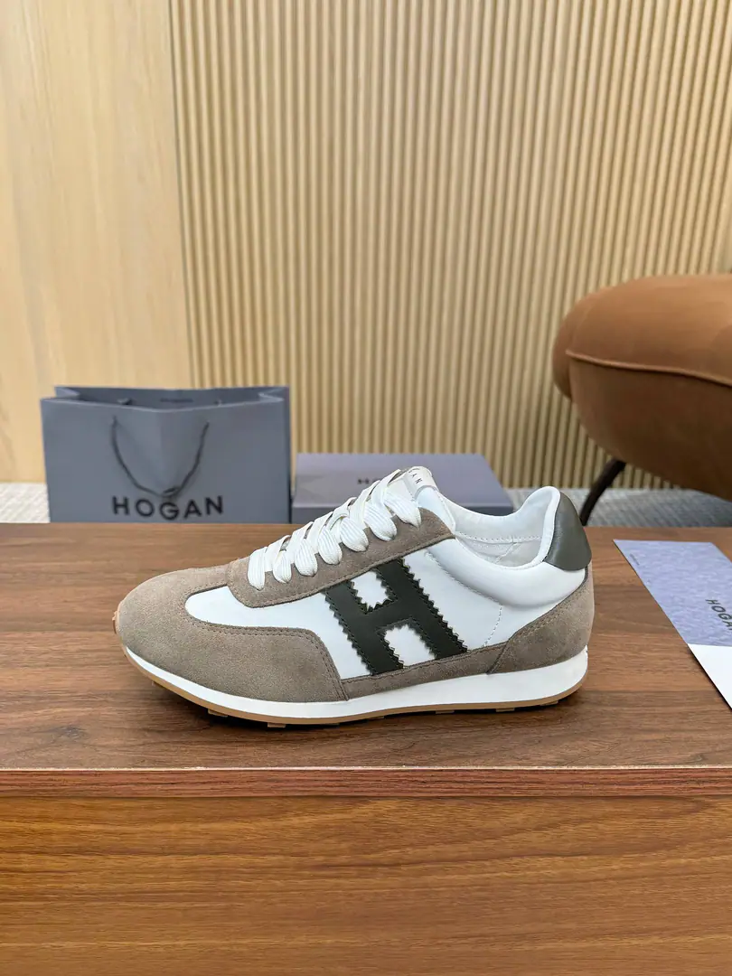 Hogan's new money is coming., HoganCouple money.H Sports belt shoes, Brand editorHXM5800DV42UAI, Blisters and memories., It's cozy and light., The stuff in the cow's skin., OutsideLOUGDesigned impact color suffix, Line flow, It's a simple, fashionable couple's shoes.. The transmission will blow., Codes35-45