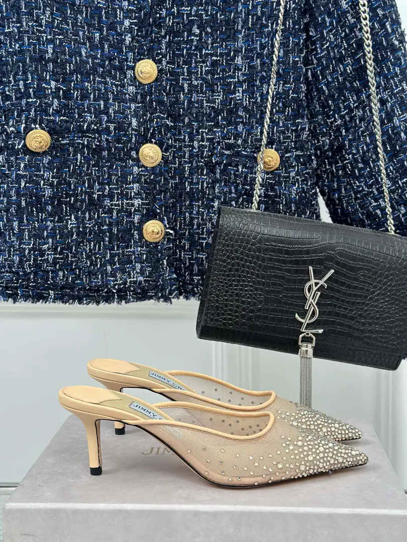 Plant price Jimmy Choo｜JcClassic Crystal The sarcophagus with the pinheads and the heels.🔥 A super-sink.！It's so beautiful that it's suffocating. The super-fascinating Schwartz Crystal Drizzle. bling blingDrip... The super-bigmous woman of feet.✔️ Use import netting on the shoe./Schwartz's Crystal Drilling. The insides are full of pebbles. Italian imports of cattle and skin He's tall.: Floor/6.5cm Codes: 35-39（ 34/40/41 Custom）
