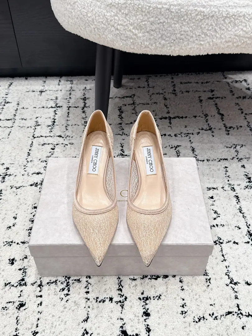 JimmyChoo Jimmy Chow. 26/ Spring and summer brand new. JCCotton candy, high heels. BS- A gift. A super comfortable shoe with its feet., It's been a long time., The charm of fashion begins with the foot., ♪ I'm jealous of my eyes ♪, The sharp heels this year are more rosy., It's starting to lead fashion again., I'll take a look. ！ ✔️Fabulous.: Original high-prescription fabric ✔️Uchi.: Imports of sheep's skin ✔️Otsumi!: The original Italian is a big one. ✔️He's tall.: 1cm/6.5cm ✔️Size: 35-41（40.41I'll make sure I don't change it.）