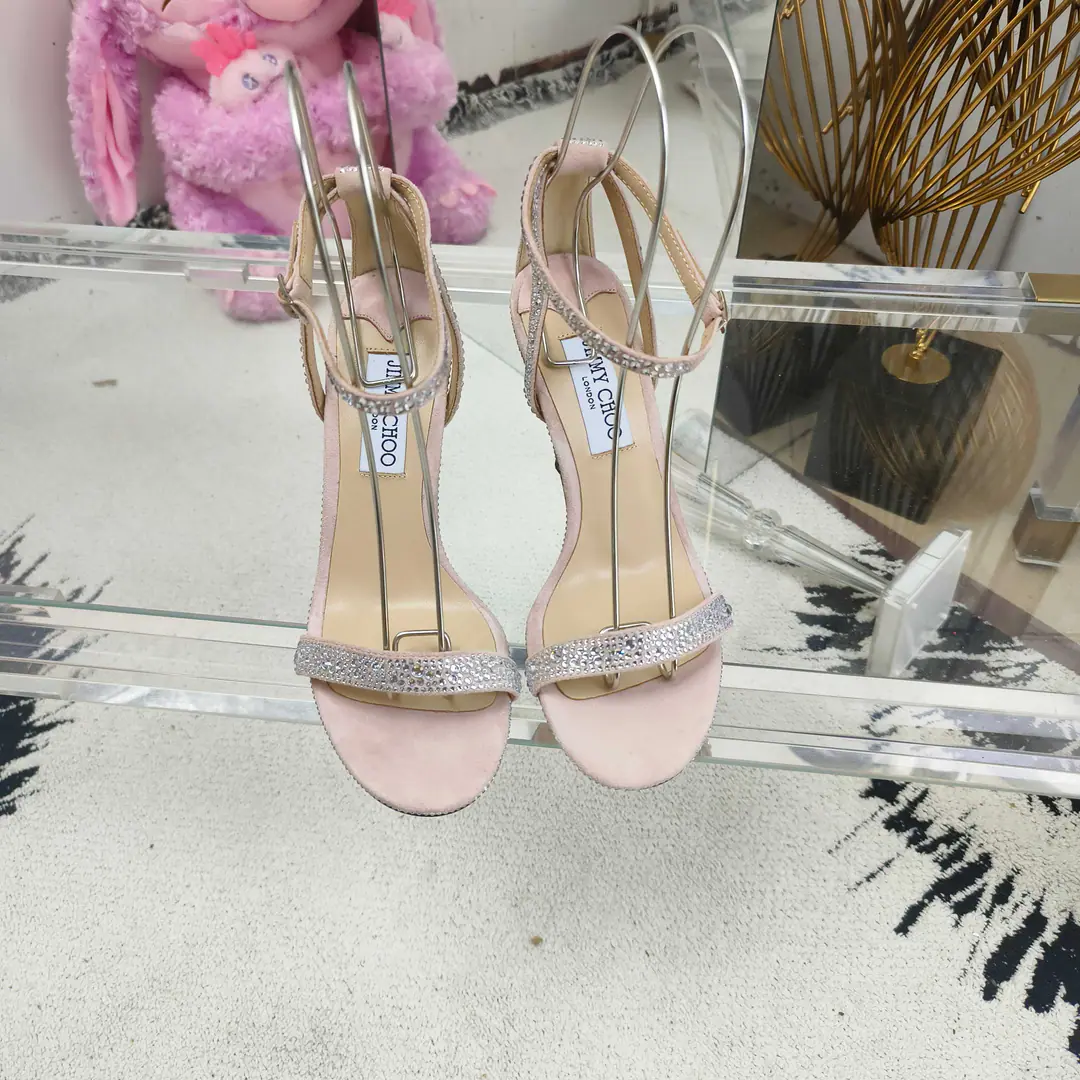JIMMY CHOO/Jimmy's new one on summer week with high heels., Original set,, Perfect line., Janey's air is a thick and comfortable match., And stretch your legs and you'll see them tall and thin., JCThe sweetest girl I've ever been able to do., And the sexy thing about temptation. Shoe.: Importing the lamb and the oil. Uchi.: Import of sheep skin Otsumi!: Italy is a big-ass country. He's tall.: 8.5/10cm Codes: 35-39（34 40 41 42 Make a no-refund order.）