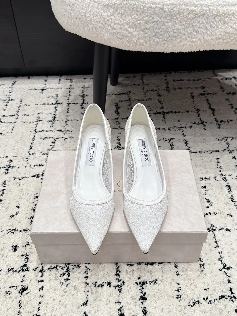 JimmyChoo Jimmy Chow. 26/ Spring and summer brand new. JCCotton candy, high heels. BS- A gift. A super comfortable shoe with its feet., It's been a long time., The charm of fashion begins with the foot., ♪ I'm jealous of my eyes ♪, The sharp heels this year are more rosy., It's starting to lead fashion again., I'll take a look. ！ ✔️Fabulous.: Original high-prescription fabric ✔️Uchi.: Imports of sheep's skin ✔️Otsumi!: The original Italian is a big one. ✔️He's tall.: 1cm/6.5cm ✔️Size: 35-41（40.41I'll make sure I don't change it.）