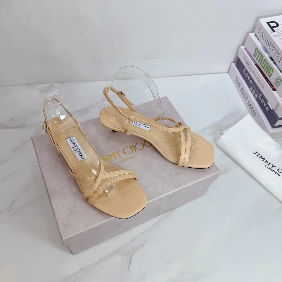 Get out of the factory. JIMMY CHOO(Jimmy Chow.) 💝💝💝It's a very comprehensive fashion brand., Hong Kong,The big fashion blogger and star of America has a high profile for women., - It's a game., The pair of sandals in the back of the heel.. Australian pointer. Circle Head, Header Series, It's beautiful., Loved grace., ♪ Love the future of the smug ♪, Just looking at it and wanting to have it right away., But a pair of fine heels is a trick.～～～～～～～～～～～～～～～～～ 💝It's a series of great things., A lady of no concern., And then they create a different overall effect., Jimmy Choo Designing something that inspires women to remain unattractive.💝💝💝 1⃣️Fabulous.: Import of sheep skin 2⃣️Uchi.: Imported a parchment. Super soft and delicate. 3⃣️Otsumi!: The original Italian is really colory. He's tall.3.5 4⃣️Codes: 35One.39(40.41.42.Custom)