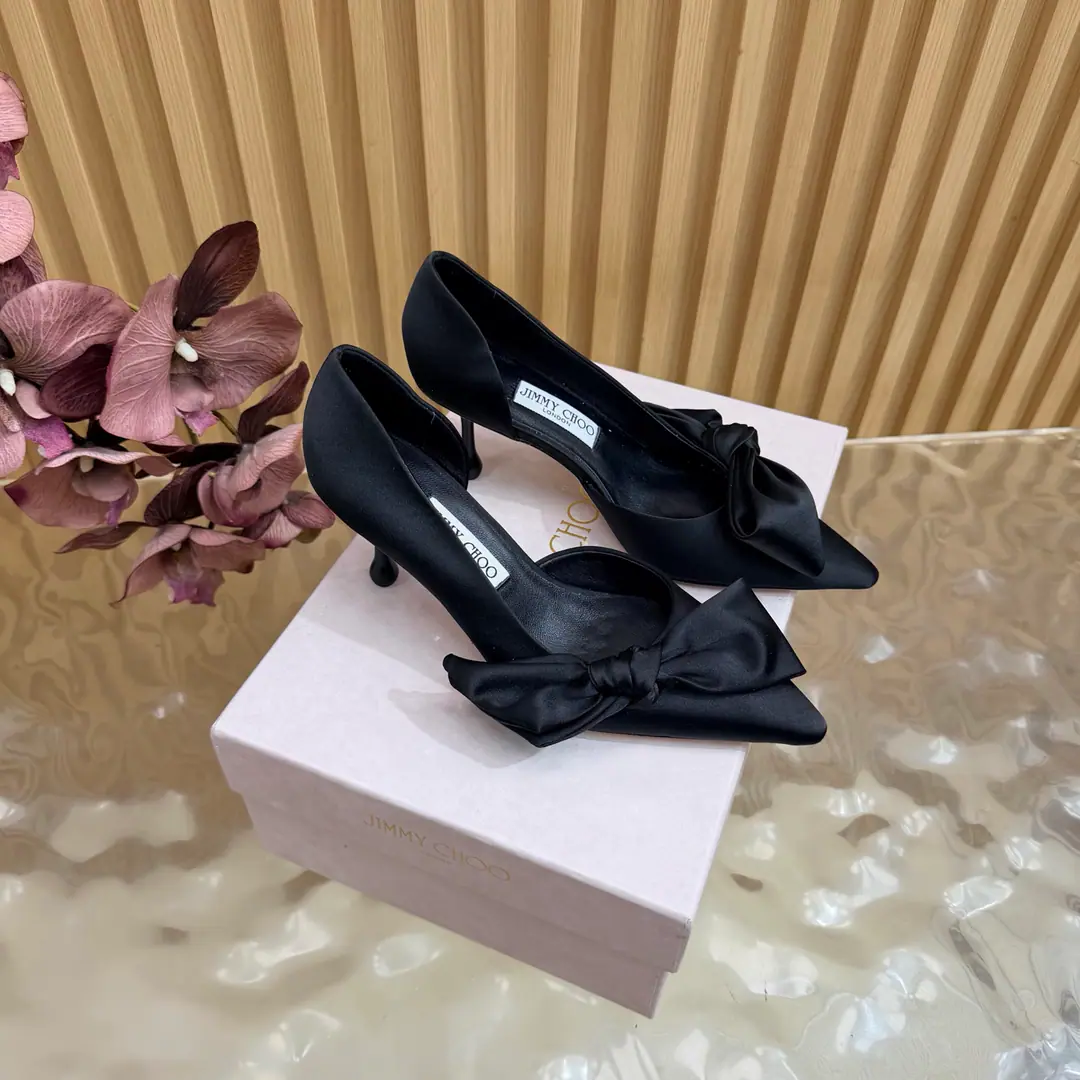 2026Spring and summer.🧡Jimmychoo The layout and details are too elaborate.！Newsull🧡 The side cat and sandals. The most interesting part of this series is the aversion and the small surprise.！ Soft pink can be bold., The color is contagious.. Sandra ChoiMove super-paper peyman into Milan., ♪ All around the green and the flowers ♪, It's like walking into a super-realistic fairyland. This seasonJimmy ChooThe most amazing thing to me is that...“Re-creation of Lacey.”. Metal Shoe Head Collapse, It's no longer just a sign of tenderness., It's deconstructed., String, I'll be the one on the shoe. Fabulous.: Shinseng Uchi.: Imported a parchment. Otsumi!: Import of original Italian cow skin He's tall.: 7cm Codes: 35–42（40 41 42Custom)