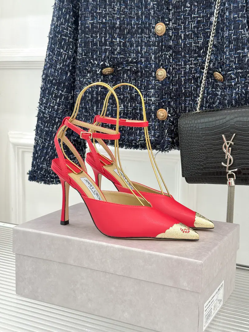Plant price Jimmy Choo/Jimmy Chow.26WFNew The leather metal head heels. All metal shoeheads are open. The bright-looking cow skin is delicate and sophisticated. The stylish heights and the snuggles. A word of tripping is simple and airy. The first time I'm going to be the big lady in the air. I'm just gonna get my skirt and get my breath up. A suit with a good style and a tweak. The fratricidal crafts are so sophisticated. Dinners are easy to run. The shoe-shoes fit the bows. ♪ Low-key luxury ♪ ♪ In my bones ♪ Autumn and winter shoe cabinets with treasure money. Take a good taste of the French way. A hundred sets of styles and styles. Classic design never goes out of date. You won't step on a thunderstorm. Unlock the high-level atmosphere. Who wears a dress? Hold the entire aerobics. Facework customized leather with original The inside feet are all sheep's skin. Italian imports are so thick. size: 35-39（34/40/41Custom） Numbering: 95620260818