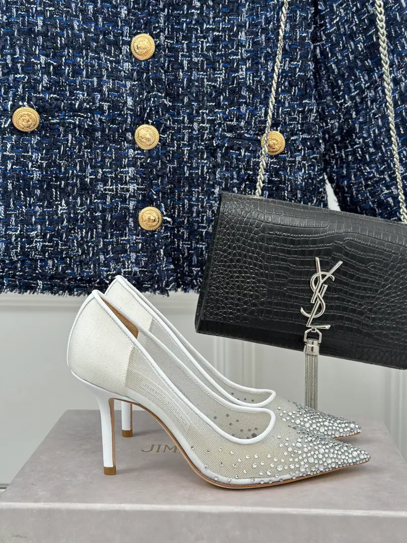Plant price Jimmy Choo｜JcClassic Crystal The sarcophagus' staircases.🔥 A super-sink.！It's so beautiful that it's suffocating. The super-fascinating Schwartz Crystal Drizzle. bling blingDrip... The super-bigmous woman of feet.✔️ Use import netting on the shoe./Schwartz's Crystal Drilling. The insides are full of pebbles. Italian imports of cattle and skin He's tall.: Floor/6.5cm/8.5cm Codes: 35-39（ 34/40/41 Custom）