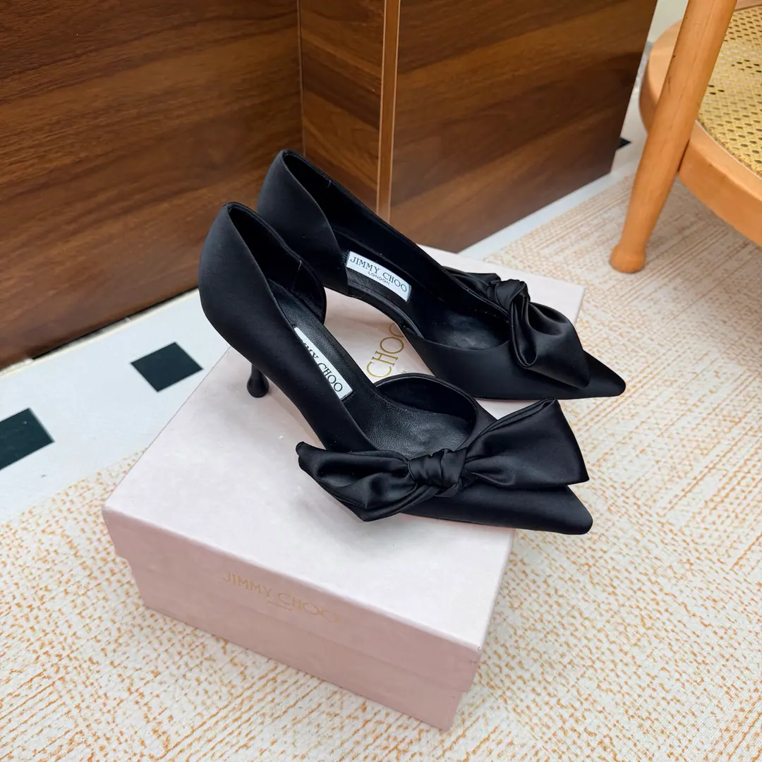 2026Spring and summer.🧡Jimmychoo The layout and details are too elaborate.！Newsull🧡 The side cat and sandals. The most interesting part of this series is the aversion and the small surprise.！ Soft pink can be bold., The color is contagious.. Sandra ChoiMove super-paper peyman into Milan., ♪ All around the green and the flowers ♪, It's like walking into a super-realistic fairyland. This seasonJimmy ChooThe most amazing thing to me is that...“Re-creation of Lacey.”. Metal Shoe Head Collapse, It's no longer just a sign of tenderness., It's deconstructed., String, I'll be the one on the shoe. Fabulous.: Shinseng Uchi.: Imported a parchment. Otsumi!: Import of original Italian cow skin He's tall.: 7cm Codes: 35–42（40 41 42Custom)