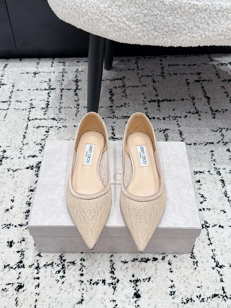 JimmyChoo Jimmy Chow. 26/ Spring and summer brand new. JCCotton candy, high heels. BS- A gift. A super comfortable shoe with its feet., It's been a long time., The charm of fashion begins with the foot., ♪ I'm jealous of my eyes ♪, The sharp heels this year are more rosy., It's starting to lead fashion again., I'll take a look. ！ ✔️Fabulous.: Original high-prescription fabric ✔️Uchi.: Imports of sheep's skin ✔️Otsumi!: The original Italian is a big one. ✔️He's tall.: 1cm/6.5cm ✔️Size: 35-41（40.41I'll make sure I don't change it.）
