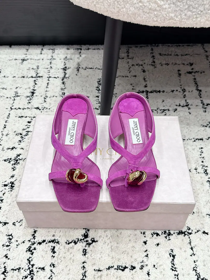 Jimmy Cho*26/ Summer's new treasure with a toecat and a toe-to-to-to-to-to-to-to-to-to-to-to-to-to-go. The toe height and the chill make a light atmosphere of beauty., The side with the thin toe belt is a foot-fixing device., I'll have a big slice of the stone on my shoe.. Wearing the suit with a variety of fine features., I'm always wearing a strap and a short skirt, and I'm just gonna make it look like a soft date., A suit with a suit can weaken the body and make light-lifted commuting suits., The vacation mix with the long, floating skirts is out of the mood.. ✔️Shoe.: Refraction ✔️Uchi.: Watered sheep skin. ✔️Otsumi!: Italy is a big-ass country. ✔️He's tall.: 3cm ✔️size: 35-41Code（40 41Custom without re-offer）