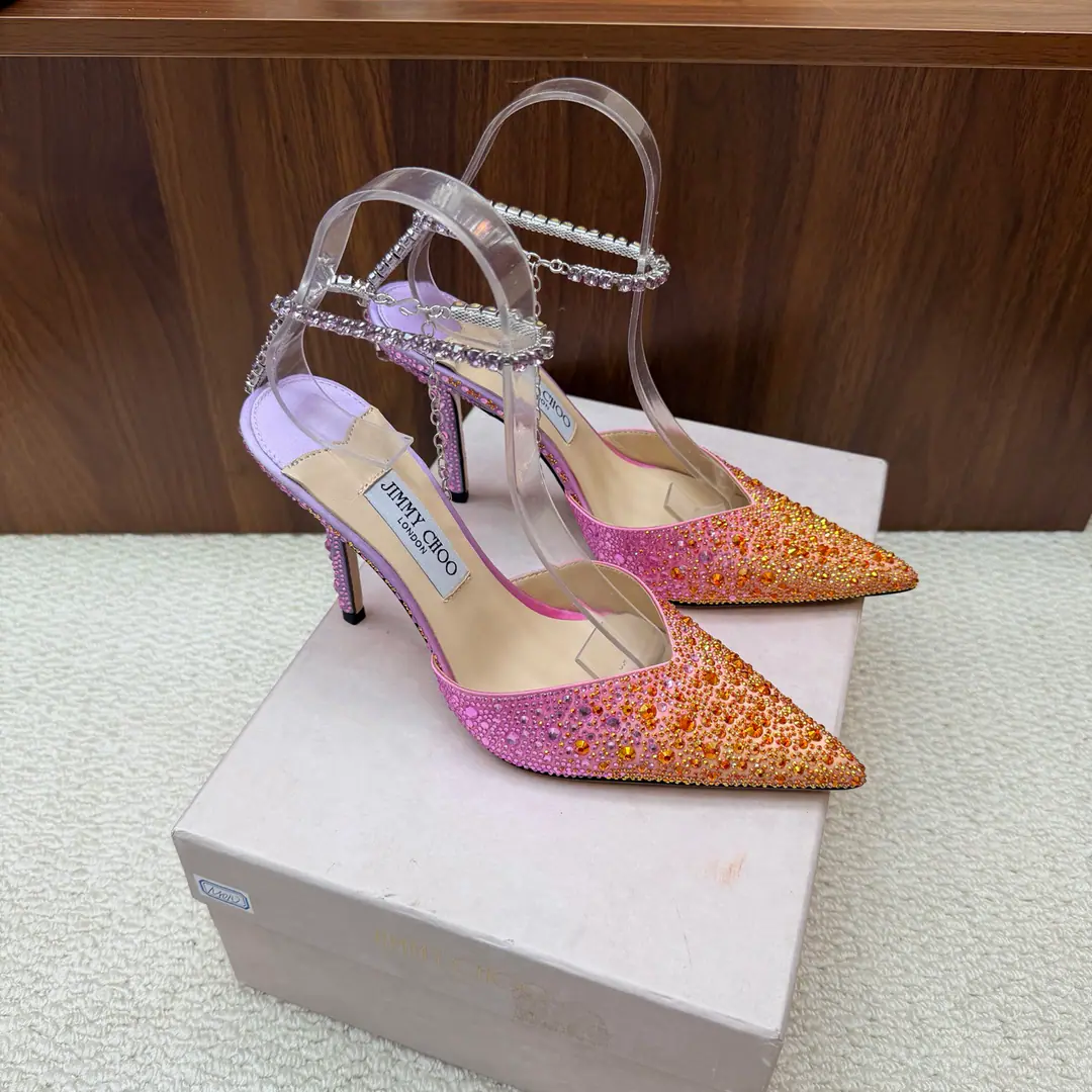 Aquatic Star🌃 ⚠️2026New Colour 🎀Jimmy Choo🎀Morten's shoe., The street tap.SAECrystal chains, heels. Trailer Series Fancy scalding diamond. - The rainbows. （The whole shoe is schwarochian.）Personal sandals., 99％ A unique individual., Add1%It's a great inspiration., It's full of movies., You'll be a big piece in seconds.. Light it up., Show off., Romantic writing is ready., Lighten up your good mood.. ➰Heel is a man-made drill., Original custom-made crystal drilling necklace embedded in secret, Weave the starlight screens. Fabulous.: It's a very high-quality silk drill. Inner: - Good little sheep. Otsumi!: Italy IIIATier cattle skin. He's tall.: 10cm Codes: 35－39 （40, 41, 42 I'll make sure I don't change it.）