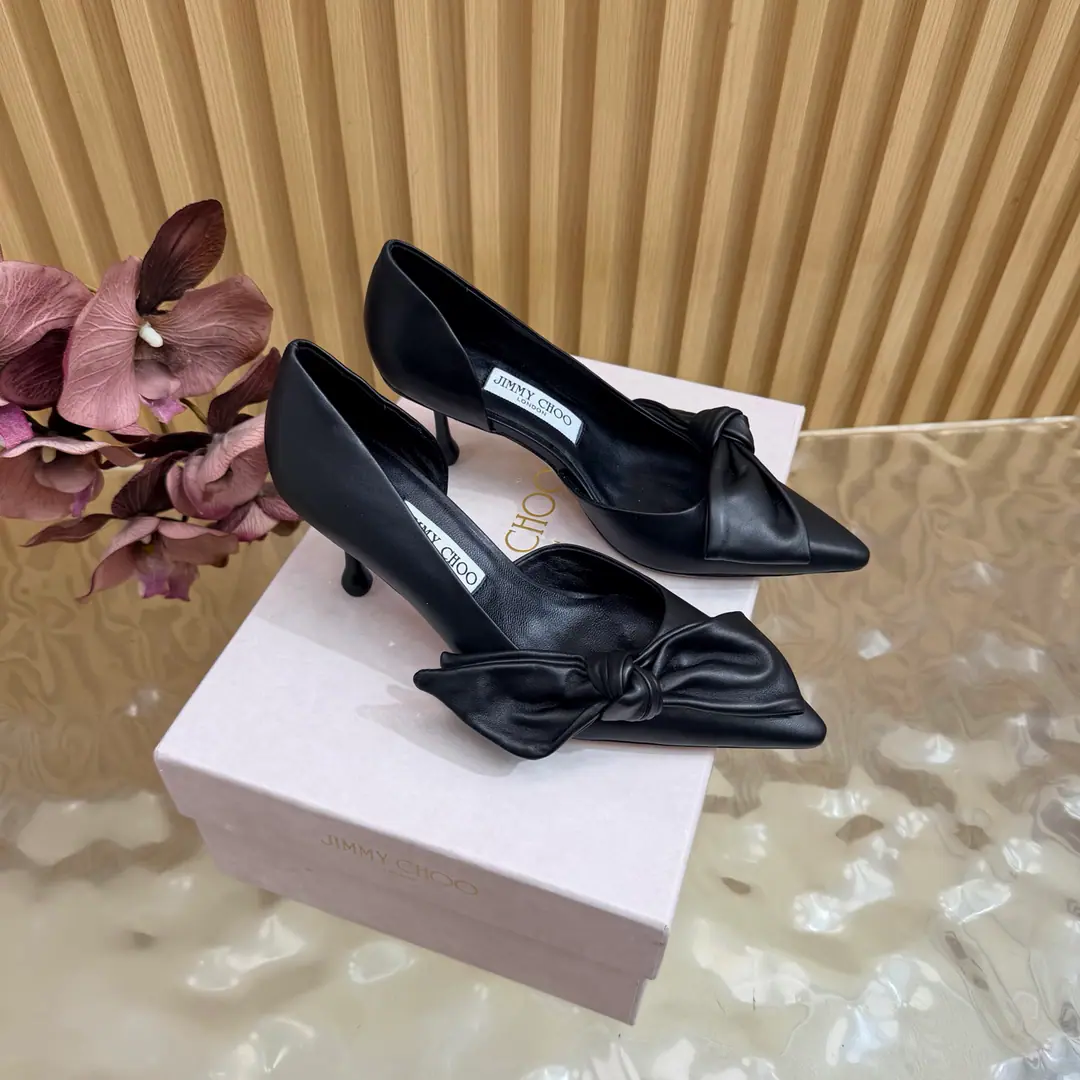 2026Spring and summer.🧡Jimmychoo The layout and details are too elaborate.！Newsull🧡 The side cat and sandals. The most interesting part of this series is the aversion and the small surprise.！ Soft pink can be bold., The color is contagious.. Sandra ChoiMove super-paper peyman into Milan., ♪ All around the green and the flowers ♪, It's like walking into a super-realistic fairyland. This seasonJimmy ChooThe most amazing thing to me is that...“Re-creation of Lacey.”. Metal Shoe Head Collapse, It's no longer just a sign of tenderness., It's deconstructed., String, I'll be the one on the shoe. Fabulous.: Bullskins. Uchi.: Imported a parchment. Otsumi!: Import of original Italian cow skin He's tall.: 7cm Codes: 35–42（40 41 42Custom)
