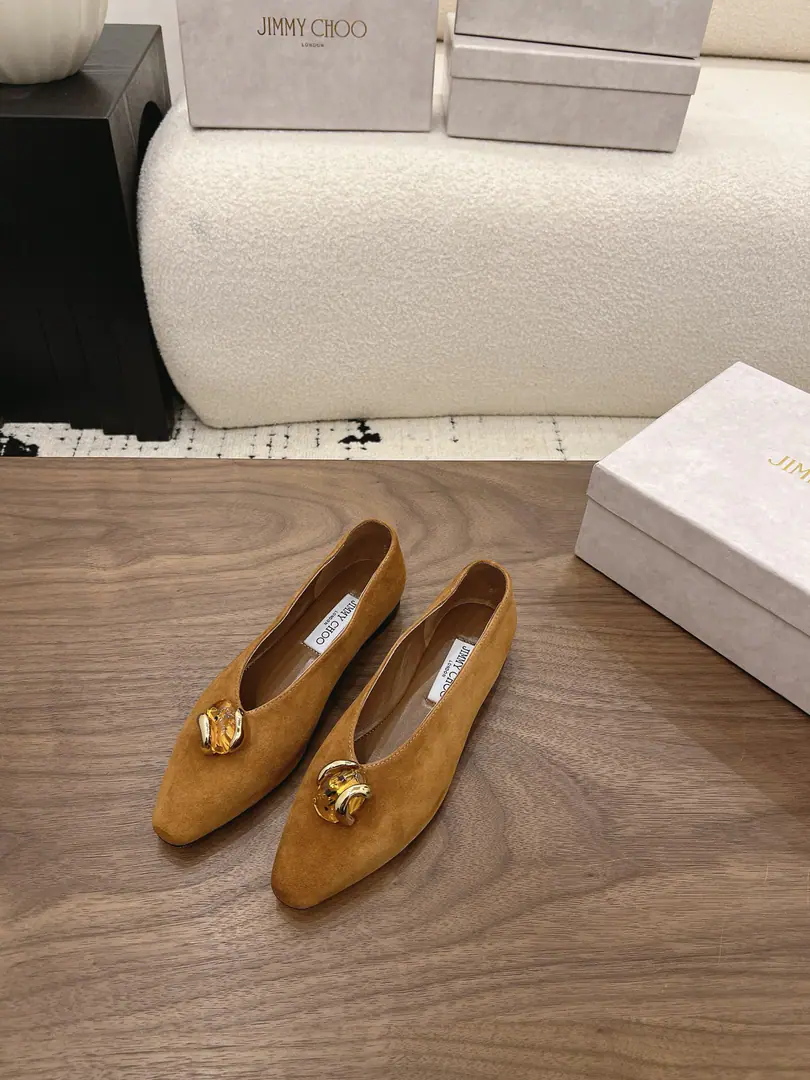 Jimmy Cho*26ssSummer's new gems with sharp-headed soles. It's a very strong, ancient art., Tiny shoes, your feet., The light-featur is a good quality., The metallic stumps are wrapped in the face of shoes., It's colorful., It's a unique touch of precision.. It's extremely plastic., Pure suit pants., Blank long dress., Jane's straight jeans., It's perfect with a half-breath dress., Daily commute, - Good afternoon, girl., A light business party can be easily managed.. Shoe.: Refraction Uchi.: Lamb skin. Otsumi!: That's a big one. size: 35-41Code（40, 41Code custom is not to be changed）
