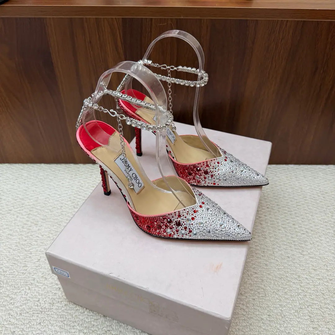 Aquatic Star🌃 ⚠️2026New Colour 🎀Jimmy Choo🎀Morten's shoe., The street tap.SAECrystal chains, heels. Trailer Series Fancy scalding diamond. - The rainbows. （The whole shoe is schwarochian.）Personal sandals., 99％ A unique individual., Add1%It's a great inspiration., It's full of movies., You'll be a big piece in seconds.. Light it up., Show off., Romantic writing is ready., Lighten up your good mood.. ➰Heel is a man-made drill., Original custom-made crystal drilling necklace embedded in secret, Weave the starlight screens. Fabulous.: It's a very high-quality silk drill. Inner: - Good little sheep. Otsumi!: Italy IIIATier cattle skin. He's tall.: 10cm Codes: 35－39 （40, 41, 42 I'll make sure I don't change it.）