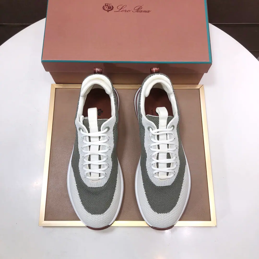 Get out of the factory. 【𝐥𝐨𝐫𝐨 𝐏𝐢𝐚𝐧𝐚 】lpClassic LeFoo shoes., Italian Treasure brand., The only brand that matches Ames.！Wear them to know we can't fail our feet., I'll have a little wool on my shoe., In the skin of the watered cow.➕Skins and feet. Official original glass floor, The locket.. Unique original packaging（The medal.➕Brand paper➕Outbox➕Handbag.）Codes: 38-46(45 46Custom)