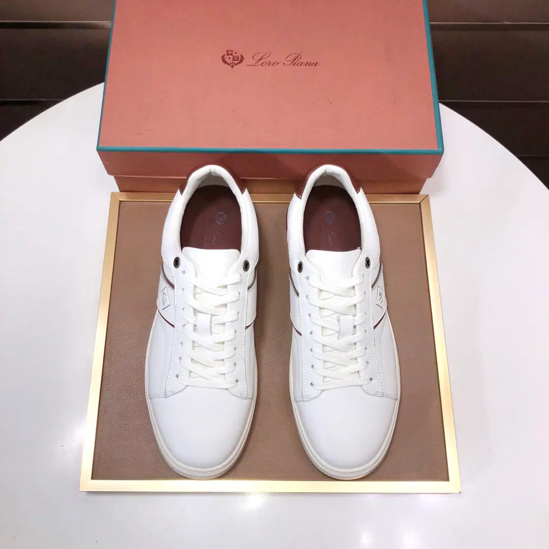 Get out of the factory. 【𝐥𝐨𝐫𝐨 𝐏𝐢𝐚𝐧𝐚 】lpClassic LeFoo shoes., Italian Treasure brand., The only brand that matches Ames.！Wear them to know we can't fail our feet., I'll have a little wool on my shoe., In the skin of the watered cow.➕Skins and feet. Official original glass floor, The locket.. Unique original packaging（The medal.➕Brand paper➕Outbox➕Handbag.）Codes: 38-46(45 46Custom)