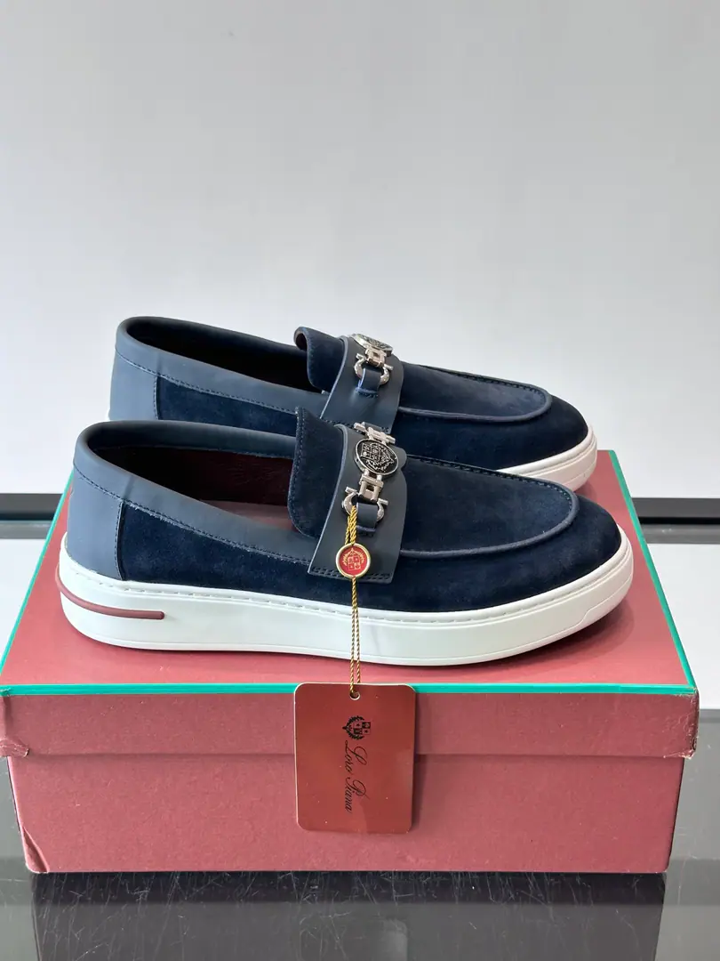 ​​Loro Piana Summer Walk LeFlell Shoes.​​, The skin of the furs and the white thick bottom., Metal locking decoration, Hand-sewn threads. Totally." Old Money. Fought the shoes.+Lock Details, Soft., Be casual, but not casual.. It's a classic., I can keep up with my daily commutes and leisure., I'm not bored with air.. size: 39-44（38.45Custom）