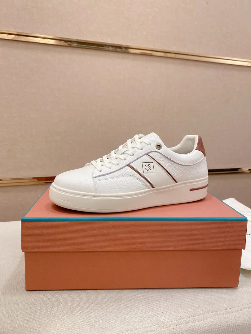 Plant prices: 🔥𝐥𝐨𝐫𝐨 𝐏𝐢𝐚𝐧𝐚 lpClassic LeFoo shoes., Italian Treasure brand., The only brand that matches Ames.！Wear them to know we can't fail our feet., The shoe face is imported with a pair of air-flying noodles., Water-tied cattle mats and feet Official original glass floor, The locket.. Unique original packaging（The medal.➕Brand paper➕Outbox➕Handbag.）Codes: 38-44. - It's a deal.45-46