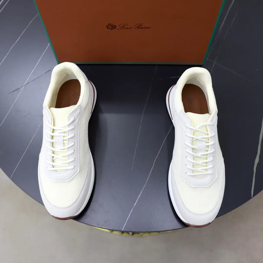 Get out of the factory. LP It's a new home. Loro Pian* Noyun.*- Hey, Jaya. Week End Walk Men's net-faced cow skins swipe hairy leisure shoes. Official sales price RMB, This is a leisure shoe.WindFibre needles., Shows a distinctive stereo effect., Unique layout slightly narrows in the middle, And the details of Nabagh are all in order.. Light rubber soles and edge nails increase ground grab and stability, The functional detail of modern beauty adds a smooth style to the shoes.. The shoe face is a swirling cow. KummelA cushion is embedded inside the soles of light technical material on the external side of the rubber., Make the weights more even, Take off the load between the steps. The leather eye is fixed straight on the sole of the shoe., To ensure stability Back with a cushion., To improve your comfort., The cabinet is full packaging and sale. Multi-Currently Optional！ Standard cabinet number: 38-44# （45.46.🉑I'll make sure I don't change it.）