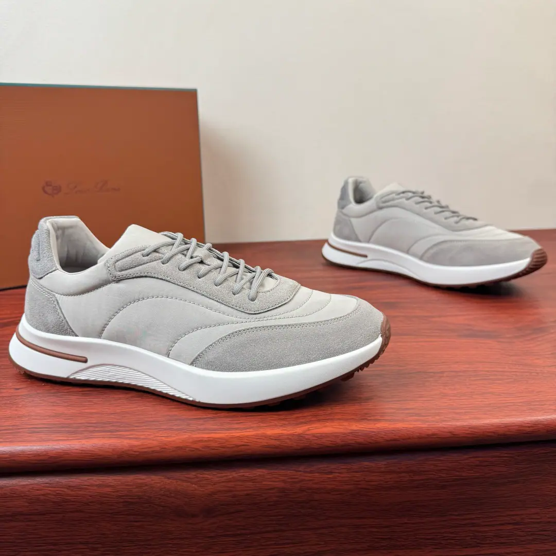 LoroPianaNoyukia.Week End WalkMen's leisure shoes. ！ This sneakers is used.StormSystemIt's a stormproof water.WindMicrofibre material made. The unique design of the central belt and the details of the fuzzy tan makes it a mess.. Signals of the veil and light cushions make it more comfortable., Light rubber soles and skating details enhance ground grab and stability, The high-capacity design detail has enhanced the sports style of the shoes.. KummelThe skin of the rubber shoes is made of light materials.: This configuration ensures proper weight distribution in walking., Increase seismic and resilience to enhance ground strength and stability, The shoes and the shoes are so cozy with the little bits of the feet.！Box box, Multi-Currently Optional！ Size: 39-40-41-42-43-44 Standard leather shoe size（Customable45.46） The cargo.: FAL1719 Mimi.