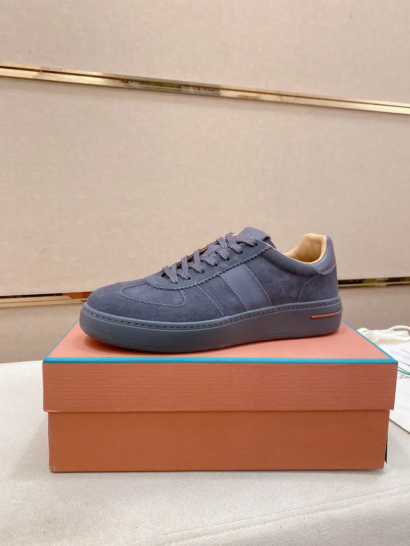 Plant prices: 🔥𝐥𝐨𝐫𝐨 𝐏𝐢𝐚𝐧𝐚 lpClassic LeFoo shoes., Italian Treasure brand., The only brand that matches Ames.！Wear them to know we can't fail our feet., The shoe face is imported with a pair of air-flying noodles., Water-tied cattle mats and feet Official original glass floor, The locket.. Unique original packaging（The medal.➕Brand paper➕Outbox➕Handbag.）Codes: 38-44. - It's a deal.45-46