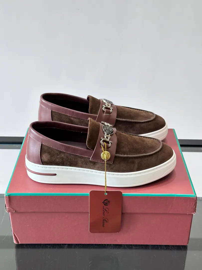 ​​Loro Piana Summer Walk LeFlell Shoes.​​, The skin of the furs and the white thick bottom., Metal locking decoration, Hand-sewn threads. Totally." Old Money. Fought the shoes.+Lock Details, Soft., Be casual, but not casual.. It's a classic., I can keep up with my daily commutes and leisure., I'm not bored with air.. size: 39-44（38.45Custom）