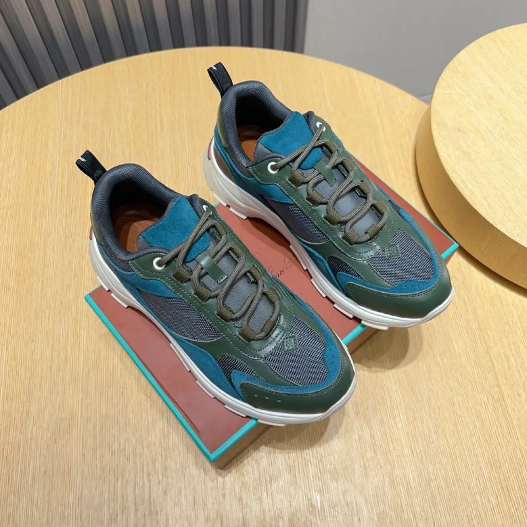 Minoru. 【loro piana】New Mokasin shoes.🔍Top-level requisition🇮🇹 The guy on the street is a good-ass recreational shoe., The shoe face is based on original cow skin., The classic large-scale version shows a man's morale., Original web cover, cattle leather cushion., Shoes under the sole.: The original plant is used for the original base., It's super comfortable to be a sole-acting base., The original factory and the single.🔍High Quality, You can come in and out., Welcome to the comparison., Codes 38-45
