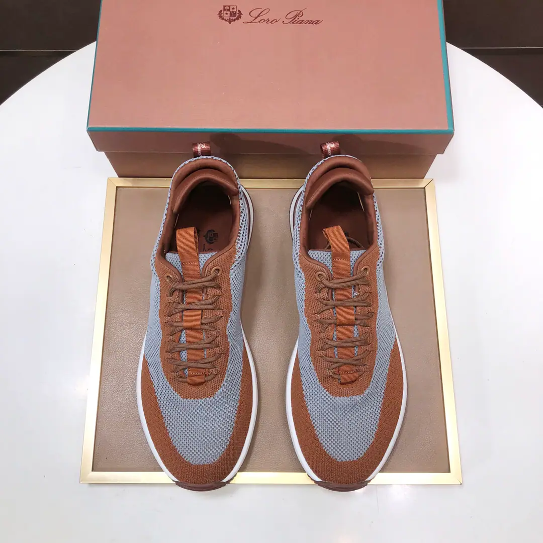 Get out of the factory. 【𝐥𝐨𝐫𝐨 𝐏𝐢𝐚𝐧𝐚 】lpClassic LeFoo shoes., Italian Treasure brand., The only brand that matches Ames.！Wear them to know we can't fail our feet., I'll have a little wool on my shoe., In the skin of the watered cow.➕Skins and feet. Official original glass floor, The locket.. Unique original packaging（The medal.➕Brand paper➕Outbox➕Handbag.）Codes: 38-46(45 46Custom)