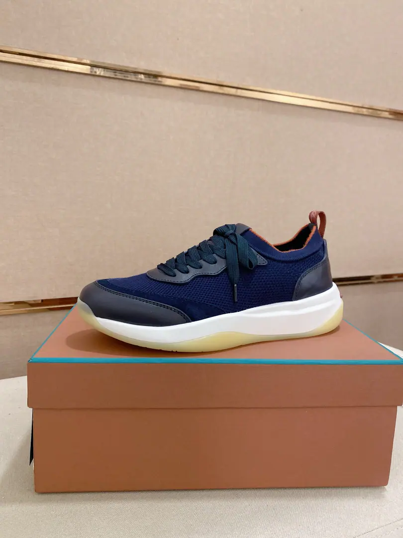 Plant prices: 🔥𝐥𝐨𝐫𝐨 𝐏𝐢𝐚𝐧𝐚 lpClassic LeFoo shoes., Italian Treasure brand., The only brand that matches Ames.！Wear them to know we can't fail our feet., The shoe face is imported with a pair of air-flying noodles., Water-tied cattle mats and feet Official original glass floor, The locket.. Unique original packaging（The medal.➕Brand paper➕Outbox➕Handbag.）Codes: 38-44. - It's a deal.45-46