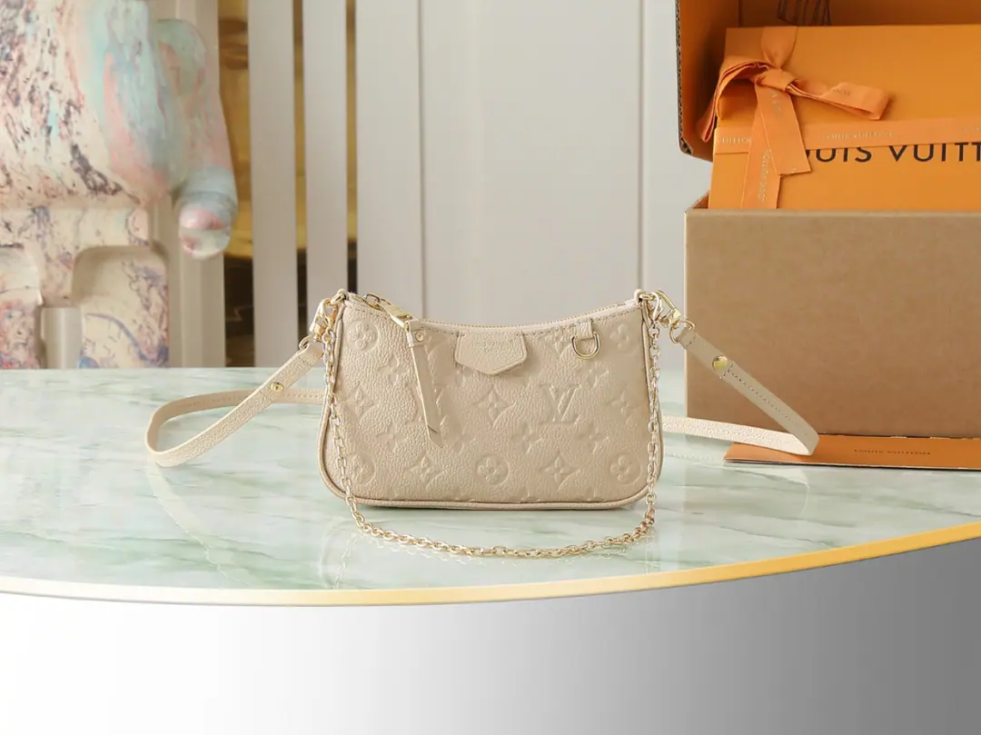 【Top First List It's so exclusive.】M14421Sand The whole chain is mahjong bag. Easy Pouch Handbag. M80349 M82346 Paragraph Easy Pouch The bag came from LV Gradient Series, Yes. Monogram Empreinte The gravy leather is so beautiful and sunny.. Sufficient space to accommodate daily requirements, Dismantled chains and disassemble and modifiable shoulder belts can be easily removed and slashed. Detailed features19 x 11.5 x 3centimetres (Length x High x Kuan)