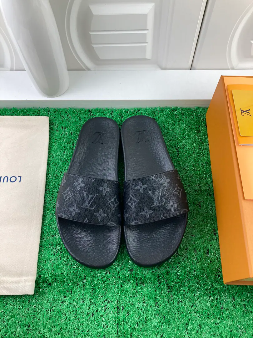 High Version LouⅰsⅤuⅰtton👫Couple money., Private model., Nice shoes. Size:35-45