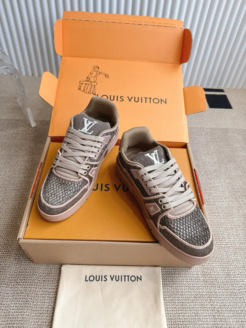 𝙇𝙑 𝟐𝟎𝟐5 𝐒𝐒 𝐧𝐞𝐰 Official Sync New Colour💗 Louis Vuitton is a skating shoe.👫, LOUIS VUITTON TrainerNo doubt the most successful brand of luxury has been launched.SneakerOne., But the search's not stopping., LOUISVUITTONAnd I'll be there.2025The spring brings a new skateboard series.. The new series in the graph is back.90Age Chunky Skate Shoes♪ I'm seeing ♪, Leather and web-based shoe-making, The fat contour and the rough shoelaces are so hot., I'm expecting it to be like this.TrainerI'm just as good as I am.. ♪ And then I'll be back ♪ DIORShow me the skateboarding., Maybe next year.ChunkyThe wind will be stronger.. 💎size: 35-45（46.47Custom without re-offer）
