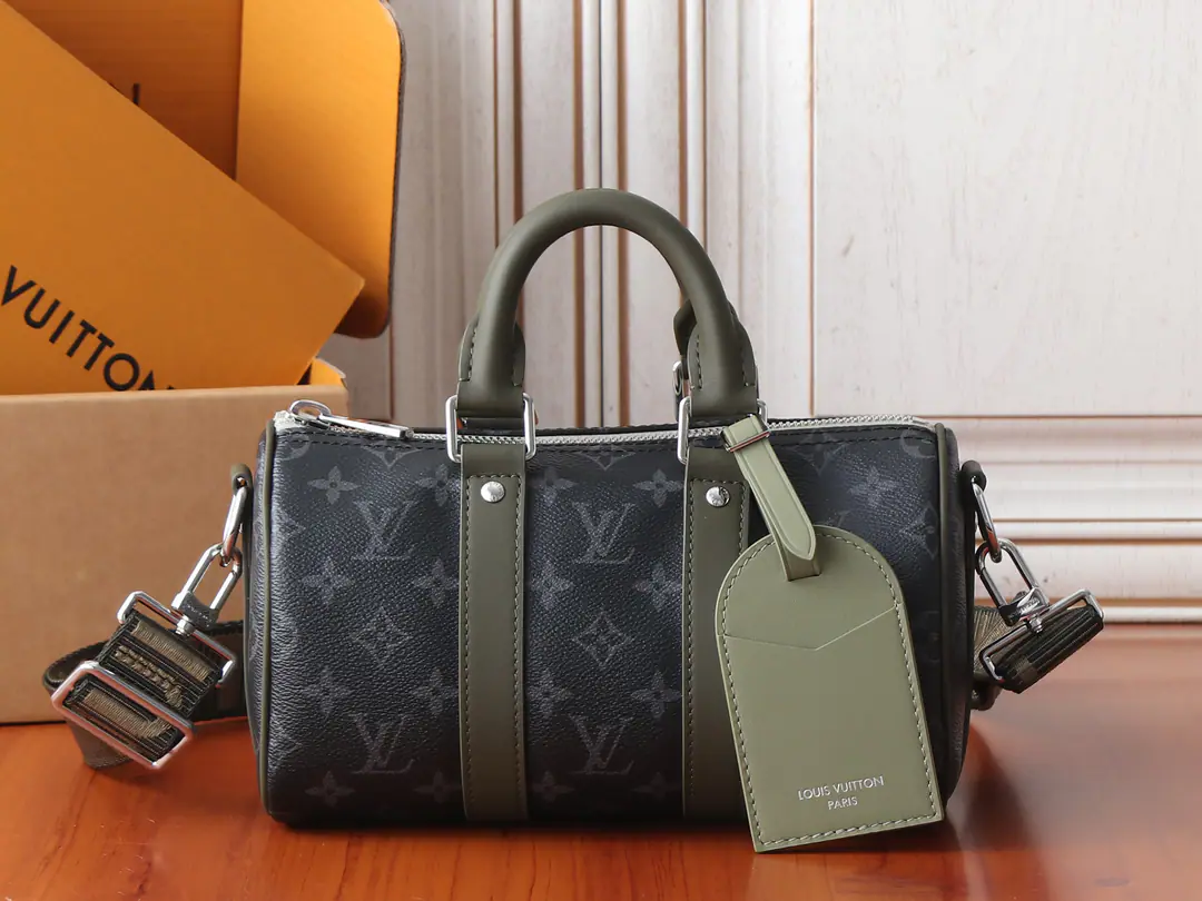 【 C01Dynamic chip】Top First List, Development of the original M28638✨‼️Paragraph Keepall Bandoulière 25 The handbag is traced. 2000 The Japanese street of the era, Yes. Monogram Eclipse The canvass are with leather and a name plate.. Multiple back-to-back approaches with top handles and disassemble and regulated fabric sundries, Adequate internal space is suitable for routine requirements. 25 x 15 x 11CM (Length x High x Kuan) Monogram Eclipse Tiled canvas. The leather side of the cow. Built liner Copper metal pieces - We're going to pull the chain. Unable to deactivate nameplate Main Layer Inline bag Shoulder belt.: Disableable, Adjustable Half a band.: 55.0 centimetres Half a length of the belt can be moved.: 63.0 centimetres Hand handle.: Hand handle.