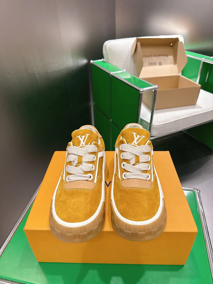 （k )LV Louis Vuitton.TILTED Sports shoes - Tetsu. Leisure shoes.‼️ IV Tilted I'll bring you a new shoe., Activation00The style of skateboarding., Add another standing option to the everyday pattern. Louis Vuitton. Monogram Patterns and Damier The classics of the glyphs.. A soft shape provides comfort to the feet., Don't make any more symphony with embroidery and the sculpturing.. Codes: 35-45