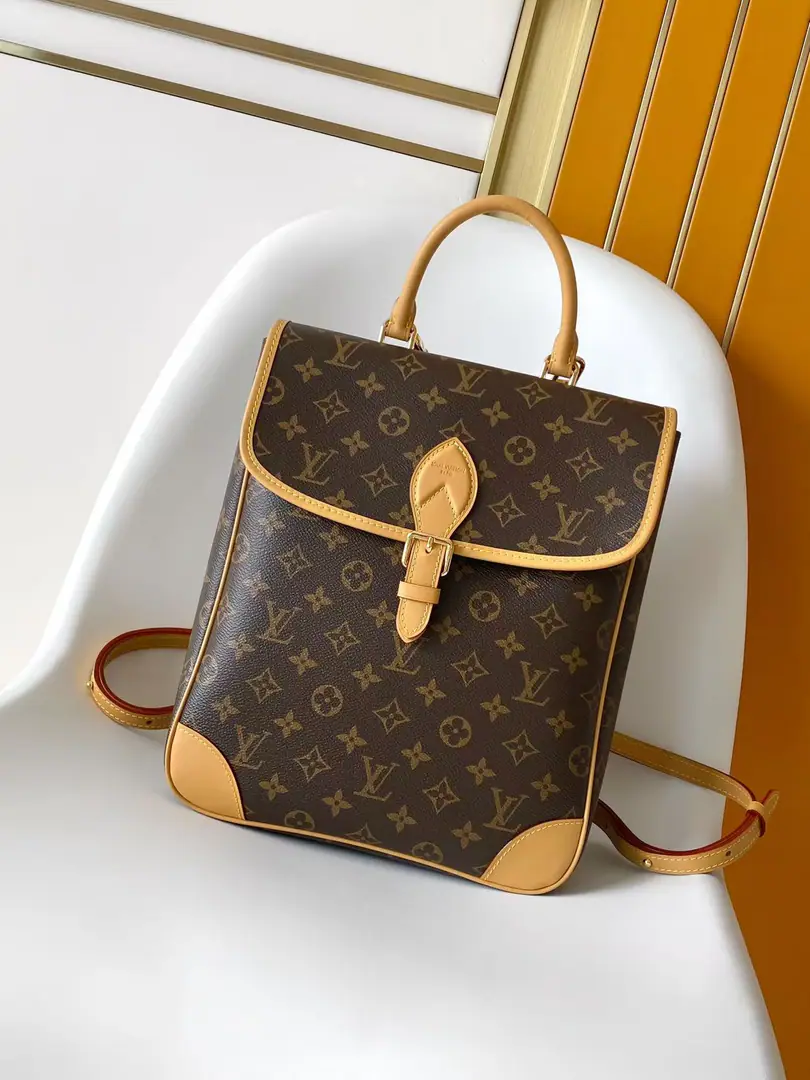 M29631Back to School Series by Diane The bag is blue., Use a practical and distinctive double-end-packed-forming classic design. Marker of the number version of this paragraph Monogram The canvas., I'm a little bit of a fan of the leather., The ideal of urban life. Suitable sizes to accommodate tablet computers and other daily requirements, Regable shoulder belts allow shoulder and slash selection. 26 x 31.5 x 11 centimetres (Length x High x Kuan)00620