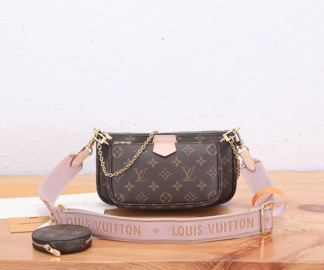 P‼️Top First List, Enhanced version‼️Multi Pochette Accessoires Bag set. Pochette Accessoires Handbag., Mini Pochette Accessoires With a bag and a round pocket wallet., By Monogram The canvas is a smart design for the multi-bag and partition., And then the miniature. Monogram Patterns on both sides. Dismantling chains and regulating Louis Widden's ridges to achieve multiple portability. Model: M44840Pink Dimensions: 24 x 13.5 x 4 centimetres (Length x High x Kuan)