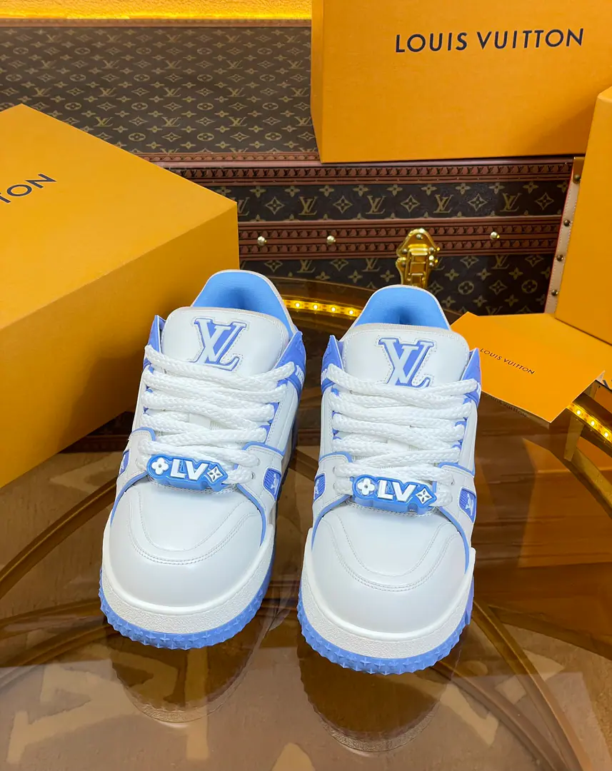 Current！Guangzhou top quality！Get out of the factory.！The top version of Louis Vuitton's donkey.LV TrainerA series of fat-drink shoes. Shoe-face original development Original OpenTPUOtsumi!, The texture is identical. Please be careful with the market traffic. size: 35-46