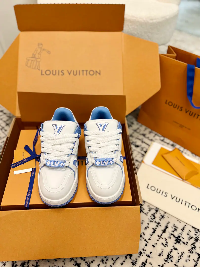 Requisition level Top-class stump.‼️The ceiling quality.〽️Configure sealed full purchase packages Free products♻️ 𝐋𝐨𝐮𝐢*𝐕𝐮𝐢𝐭𝐭𝐨#Donkeys. LV TARINECouple money. Leisure Sports shoes Skis. Original procurement development Make the goods. ParagraphLV Trainer The sneakers are chosen to use cattle leather to shape the face of the shoes., It takes hours of heart sewn to complete. The details are perfect.💯Absolute high grade. Fabulous.: Original customized head-level cattle skin Uchi.: The original is custom-made for airing the Internet. Otsumi!: Original Open-Screen Double ColourTPUGroup Bottom 𝐒𝐢𝐳𝐞:Female35-40/Men38-46(Women40Men38.45.46Custom without re-offer）