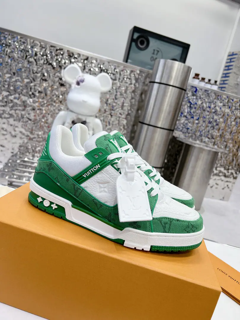 LVTop Version 2023New paragraph Repurchase QualityLV～Louis Vuitton.Lv TRAINERBest sneakers ever., Donkeys are pushing the new stuff., The network limits the use of binary basketball shoes.！The Ko gang is buying the original.1:1Precision Recompense, The details are invincible., Good faith., Import customized original cattle skin, Original consistent package approach, Details are 100% restored., Customize custom originals as one-formingTPUOtsumi!, Different from other homes., It's not gonna work without the original.！ Men and women35-40 39-45（46I'll make sure I don't change it.）