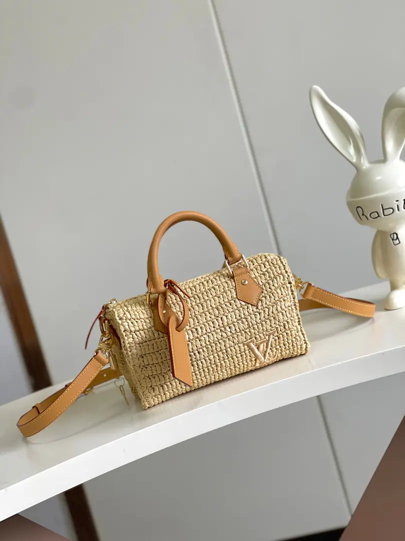 【Outside Haiwon‬Single A home of the truth.‬Shoot.】Half Steel SPEEDY 25 BANDOULIÈRE Bags.. Commodity number M14456 Paragraph Speedy 25 Bandouliere Handbags with grass., Give each piece a taste for the fine arts., And then I'll use the old cow leather to rewrite it.. LV The letter is embroidered to the front., Flexible back-to-back with top handle and undemobilable and tuned shoulder belts. Raphigrass.. The leather side of the cow.. Metal. Main Layer, It's got a lock.. Disableable nameplate. Chain: Slideable Adjustments, Undismantable Dimensions25x15x11centimetres （LengthxHighxKuan）